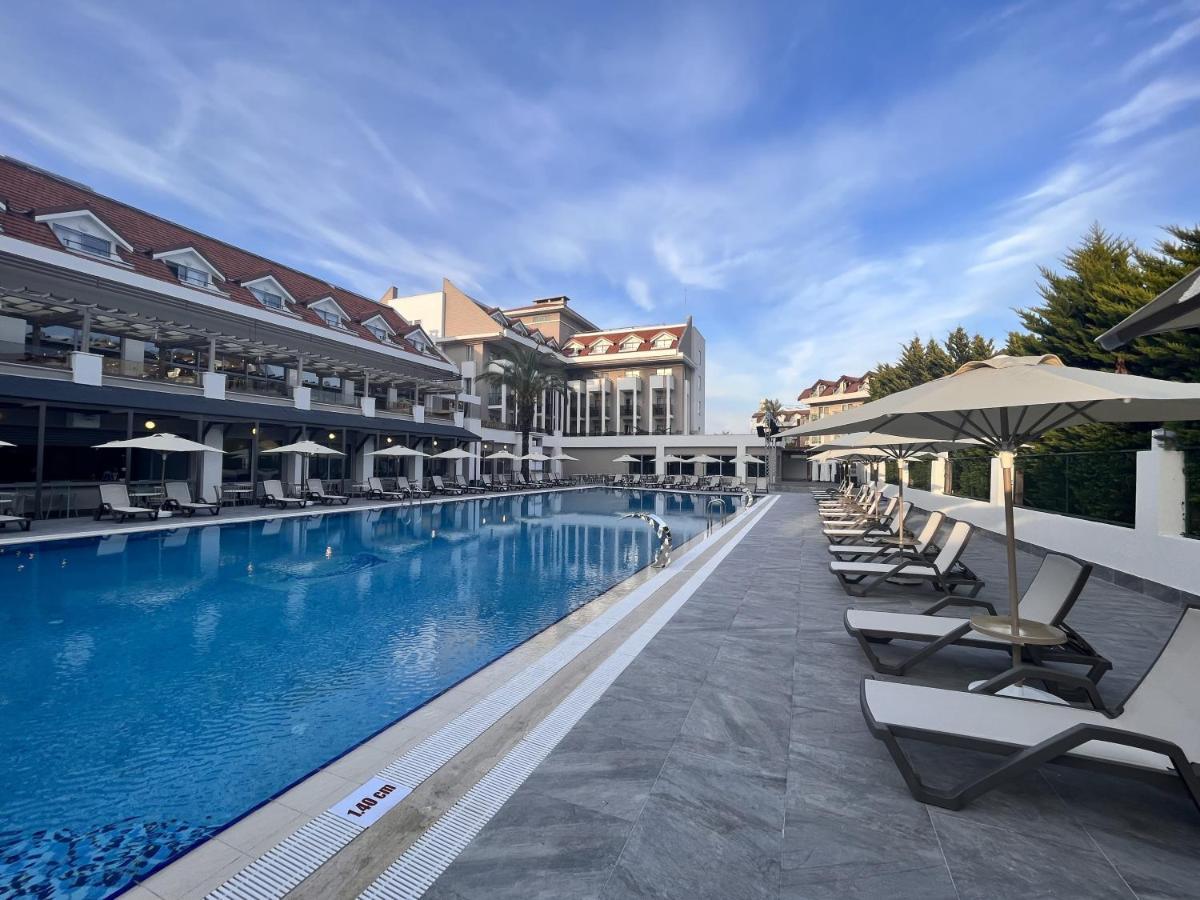 Side Story Resort & Spa Buitenkant foto